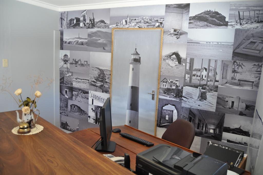 Obelix Guesthouse 뤼데리츠 외부 사진
