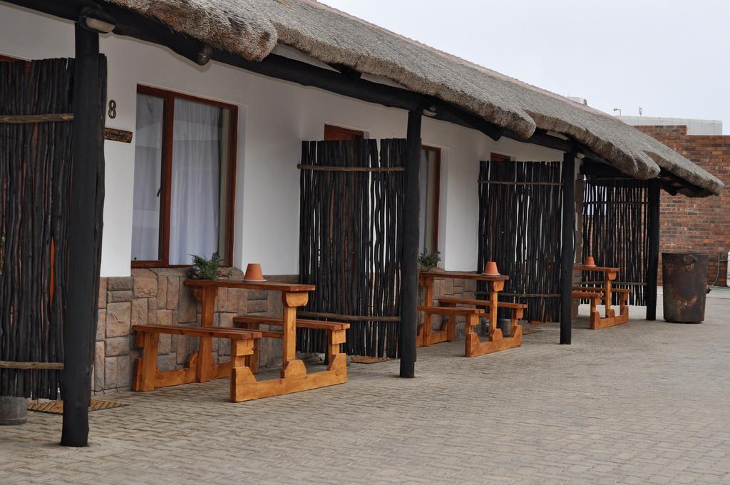Obelix Guesthouse 뤼데리츠 외부 사진