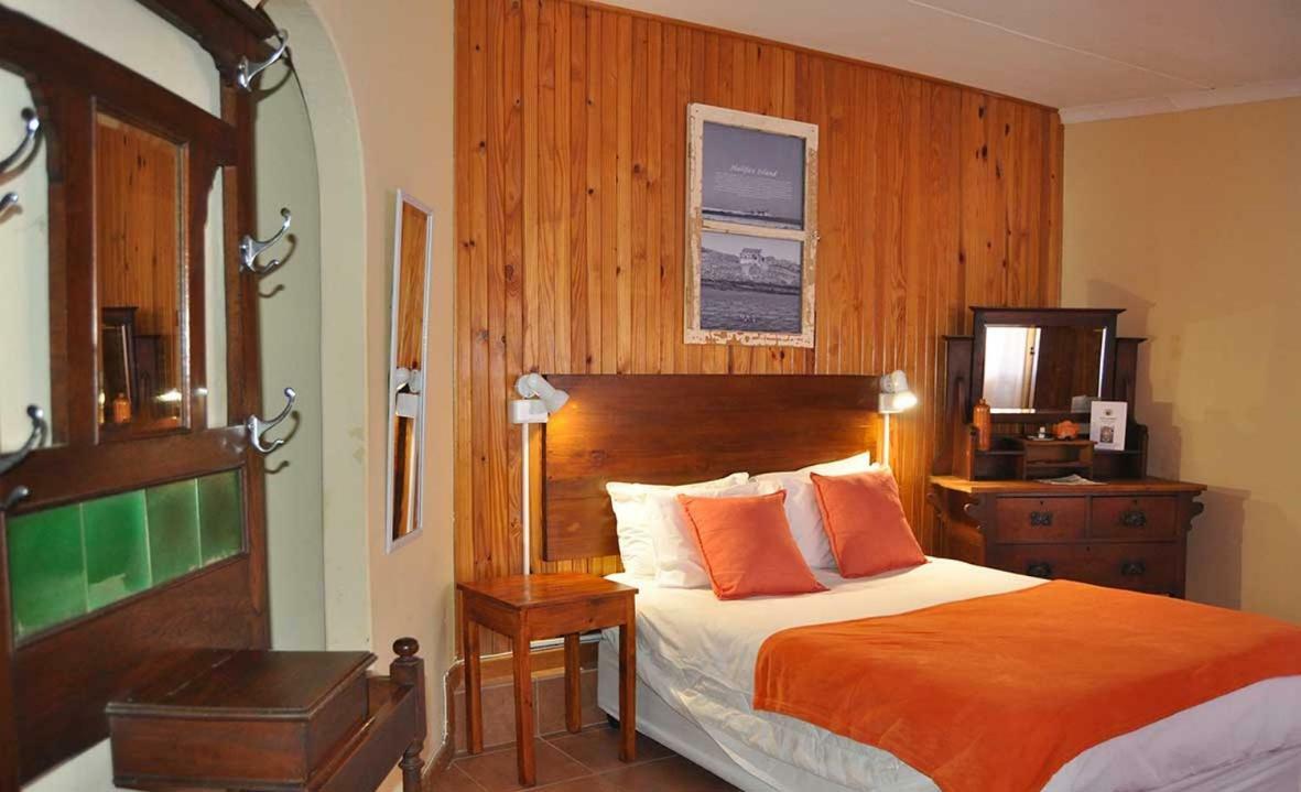 Obelix Guesthouse 뤼데리츠 외부 사진
