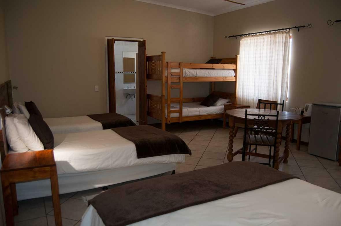 Obelix Guesthouse 뤼데리츠 외부 사진